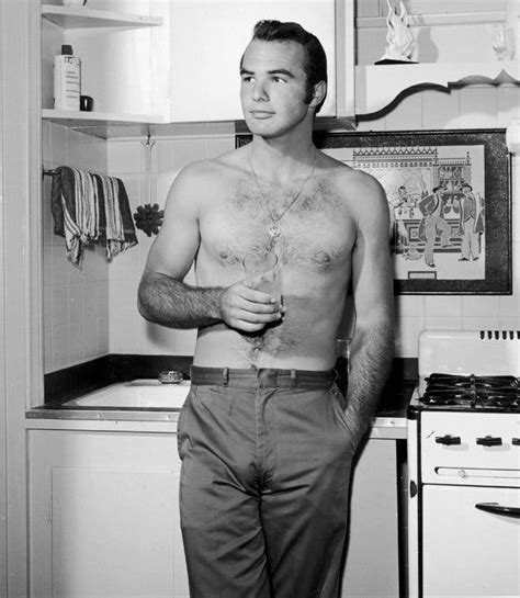 OMG, hes naked RETRO EDITION: Burt Reynolds iconic